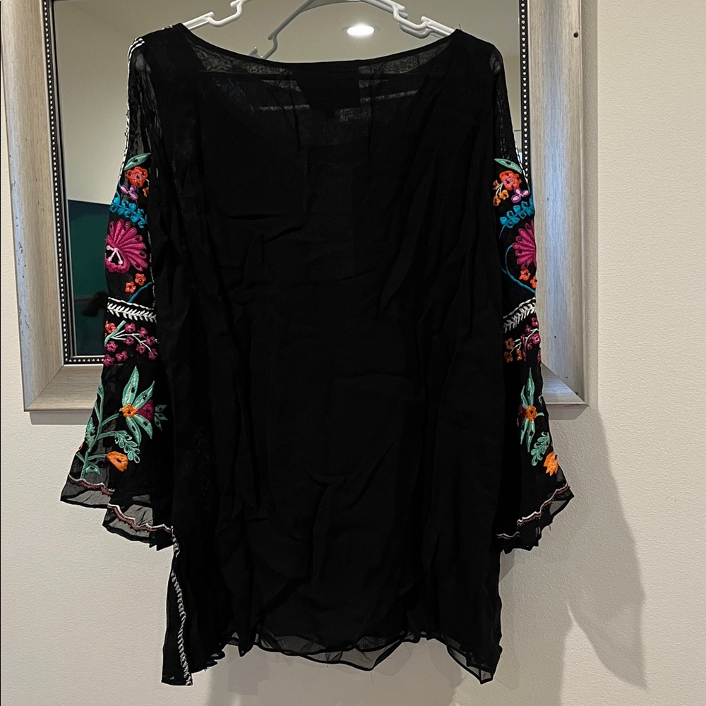 Vintage Collection Springtime Floral Tunic - Picture 9 of 11